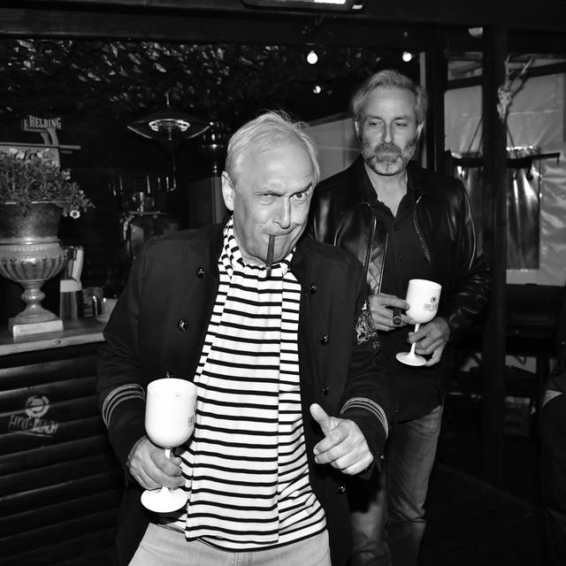 Community-Archiv — The Secret Cigar Society
