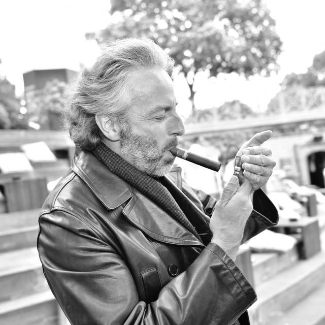 Community-Archiv — The Secret Cigar Society