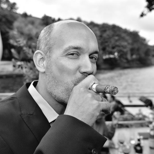 Community-Archiv — The Secret Cigar Society