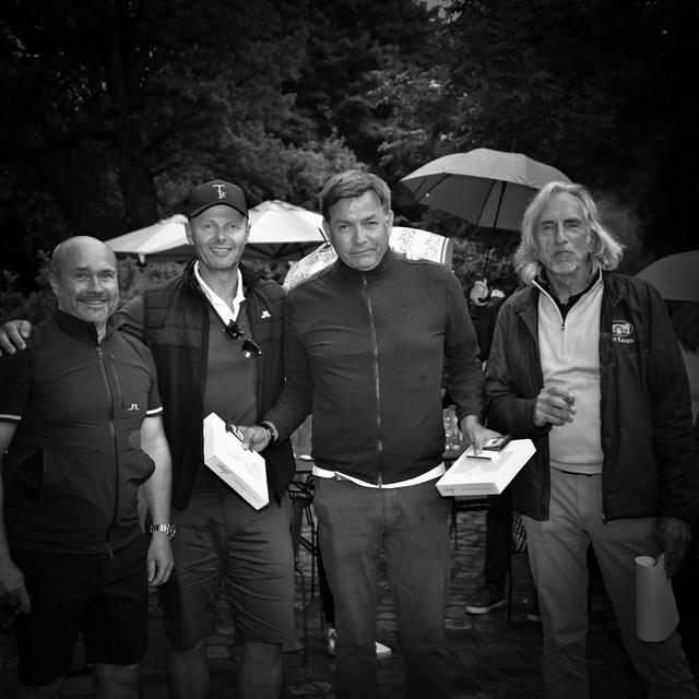 Community-Archiv — The Secret Cigar Society