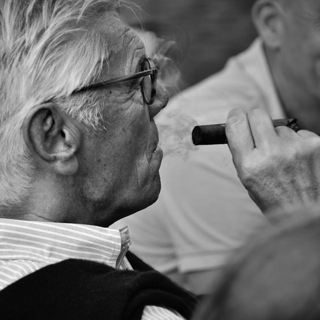 Community-Archiv — The Secret Cigar Society